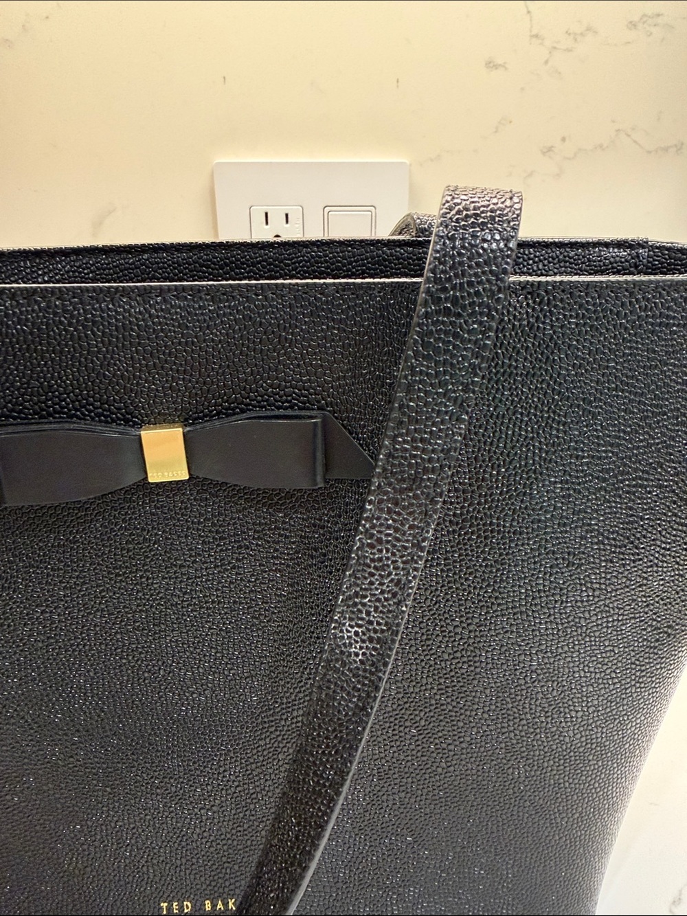Ted Baker London Black Tote with Signature Bow and Gold Hardware - Picture 2 of 8
